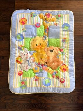 Vintage Little Suzy's Zoo crib nursery comforter blanket 32" x 42" Made in USA